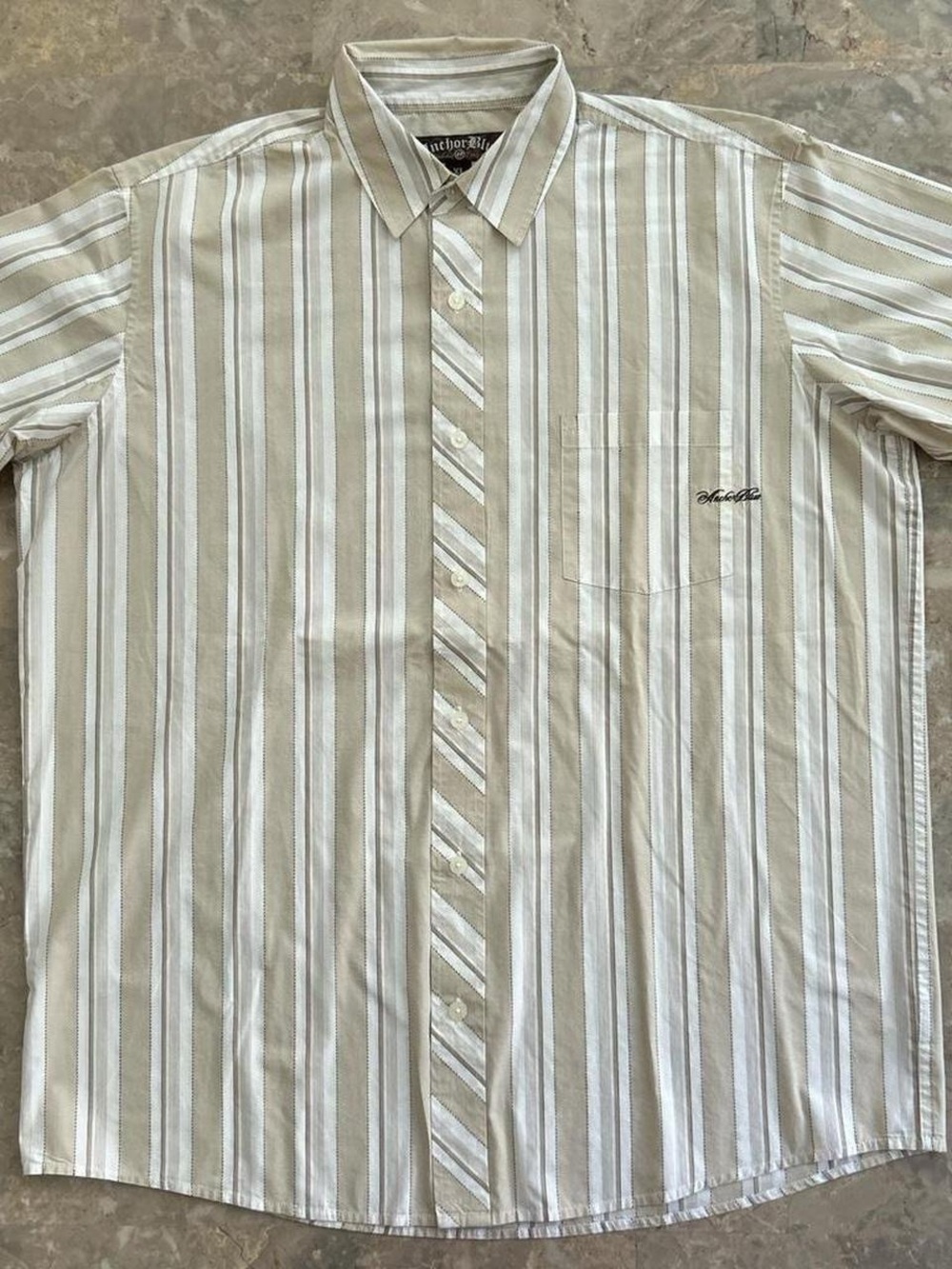 Anchor Blue Mens XL Beige White Stripe Short Sleeve Button Up Shirt 26x31.5